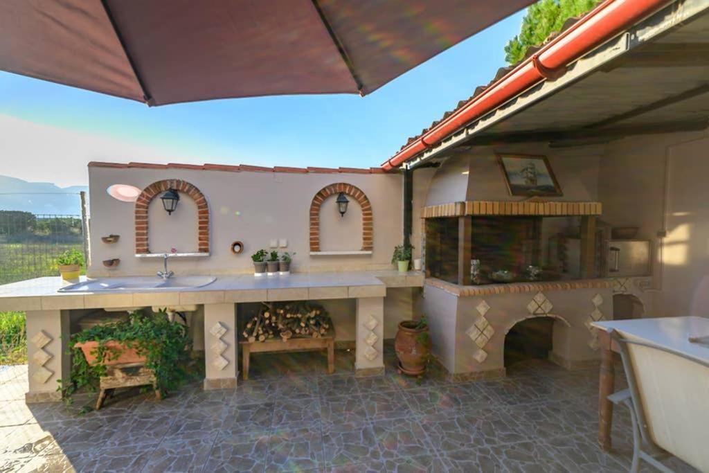 הוילה Koutsopodhi Lysithea House מראה חיצוני תמונה
